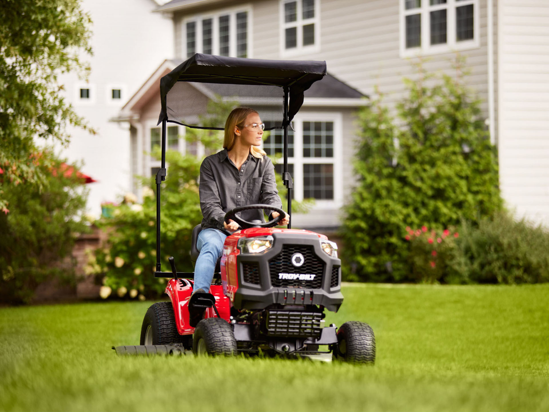 New 2024 TROY-Bilt Bronco 42 42 in. Briggs & Stratton 547 cc Lawn